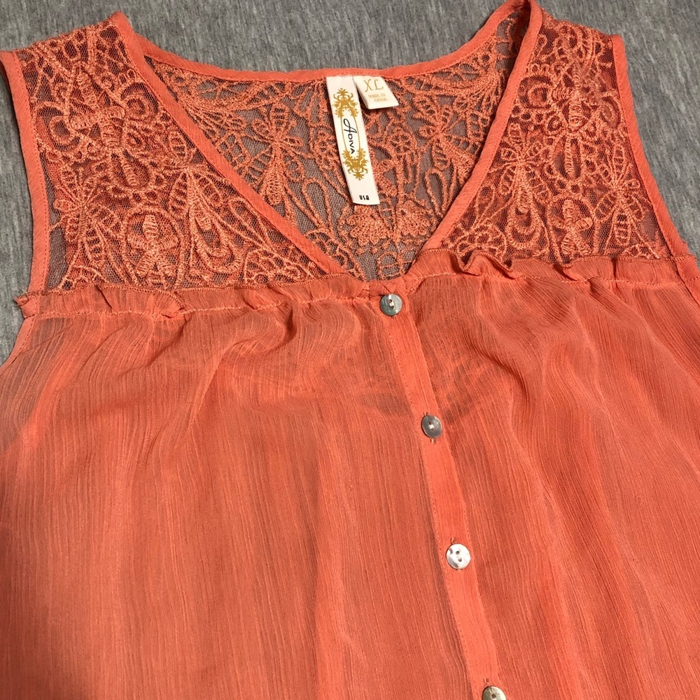 XL Adiva sheer sleeveless top